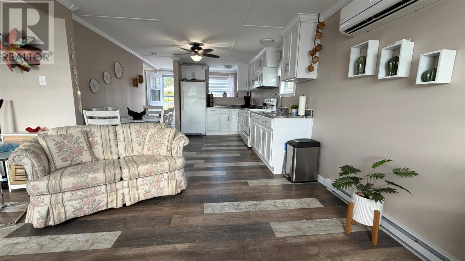 100 Main (nl-381) Road Property Photo 10