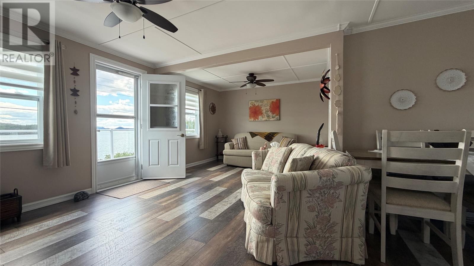 100 Main (nl-381) Road Property Photo 11