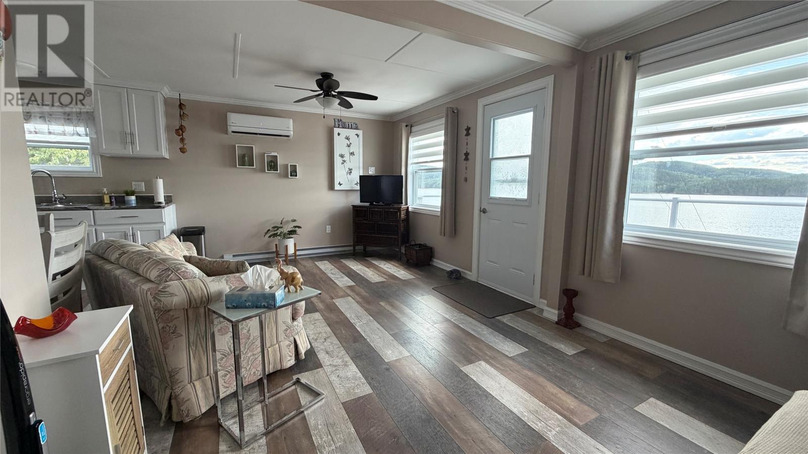 100 Main (nl-381) Road Property Photo 12