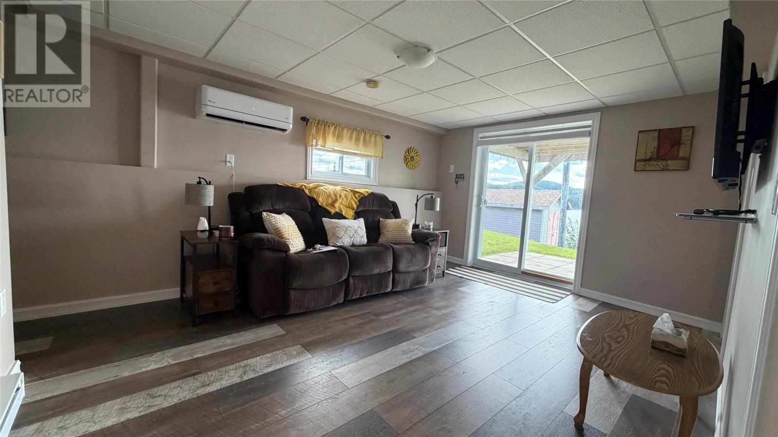 100 Main (nl-381) Road Property Photo 28