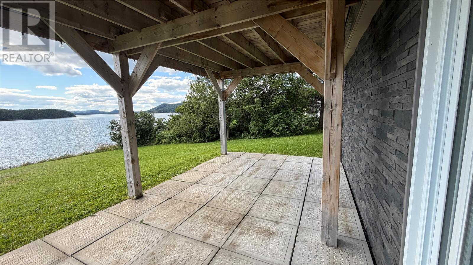100 Main (nl-381) Road Property Photo 38