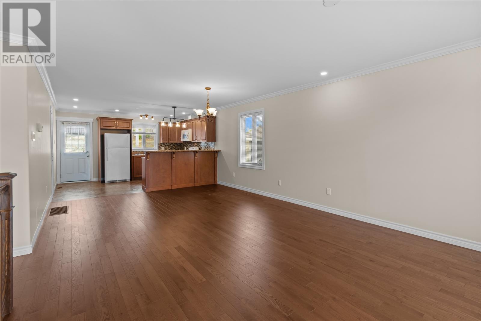 43 Orlando Place Property Photo 8