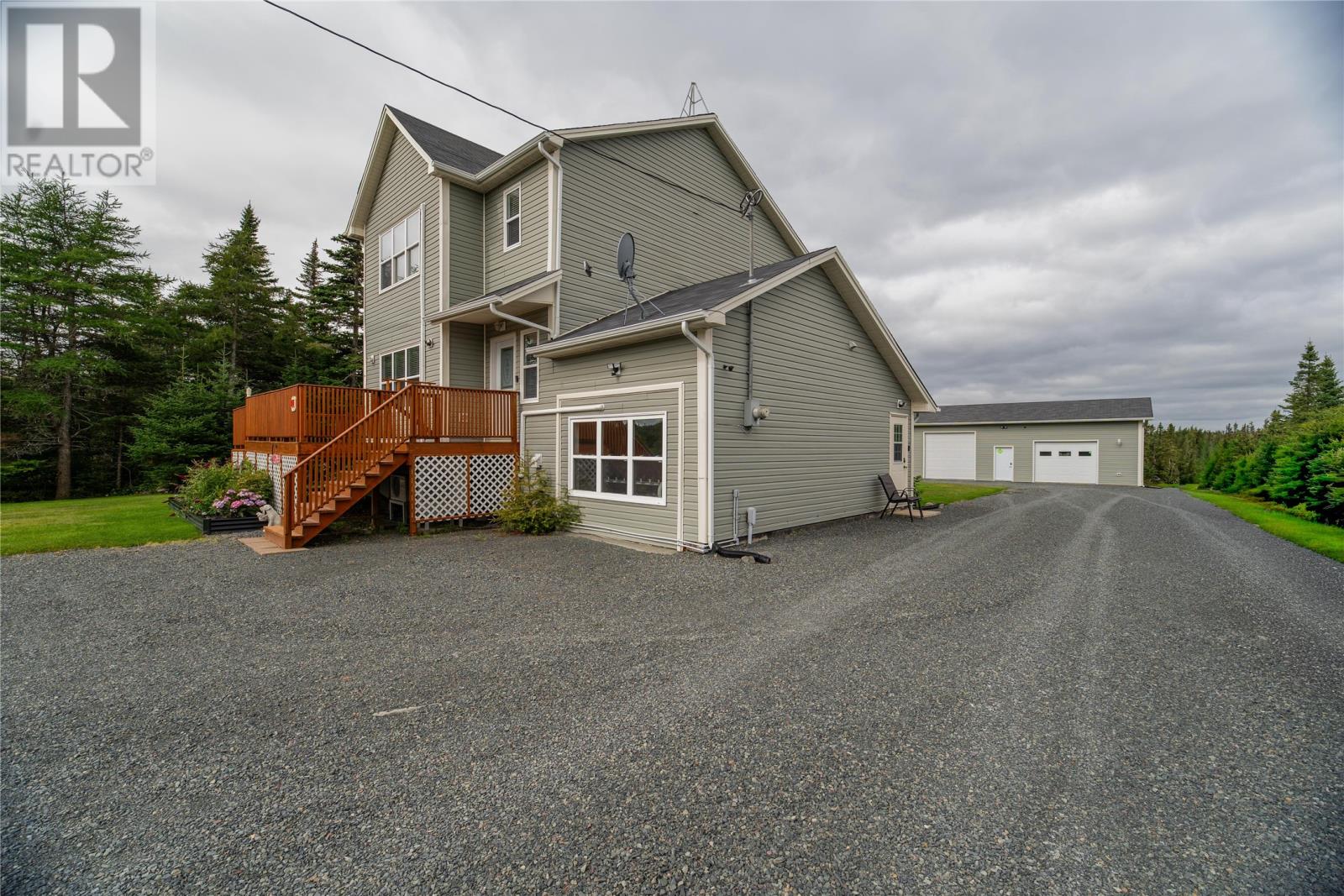 11 Hodgewater Line Property Photo 1