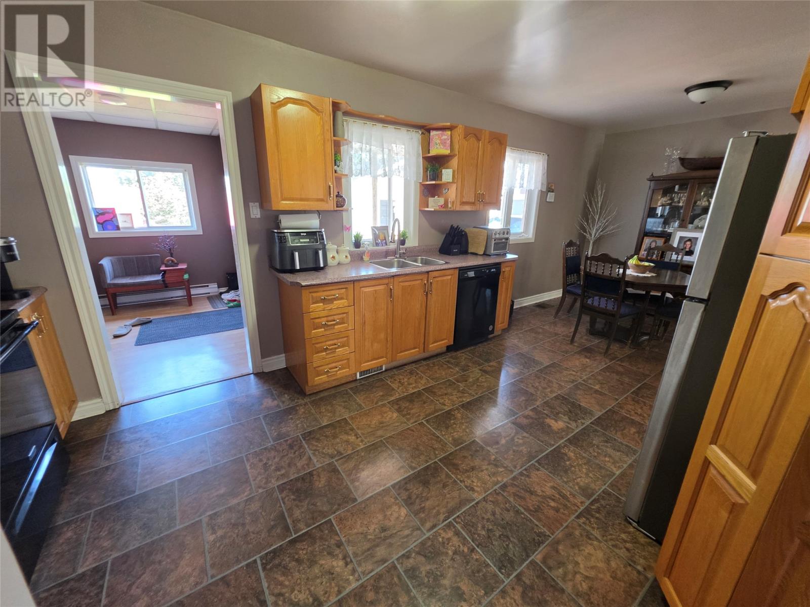 109 Marconi Avenue Property Photo 8