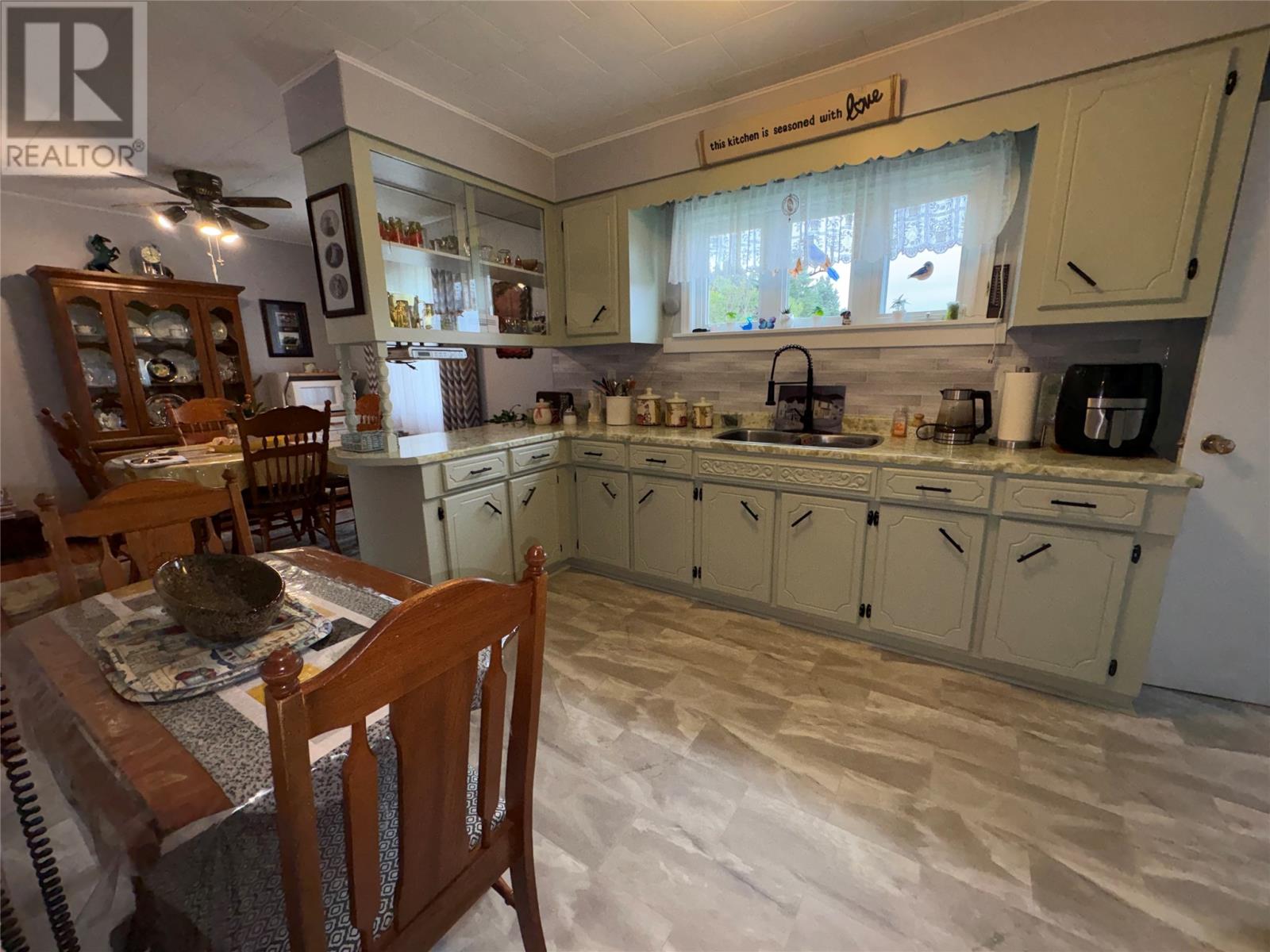 7 Bayview Road Property Photo 8
