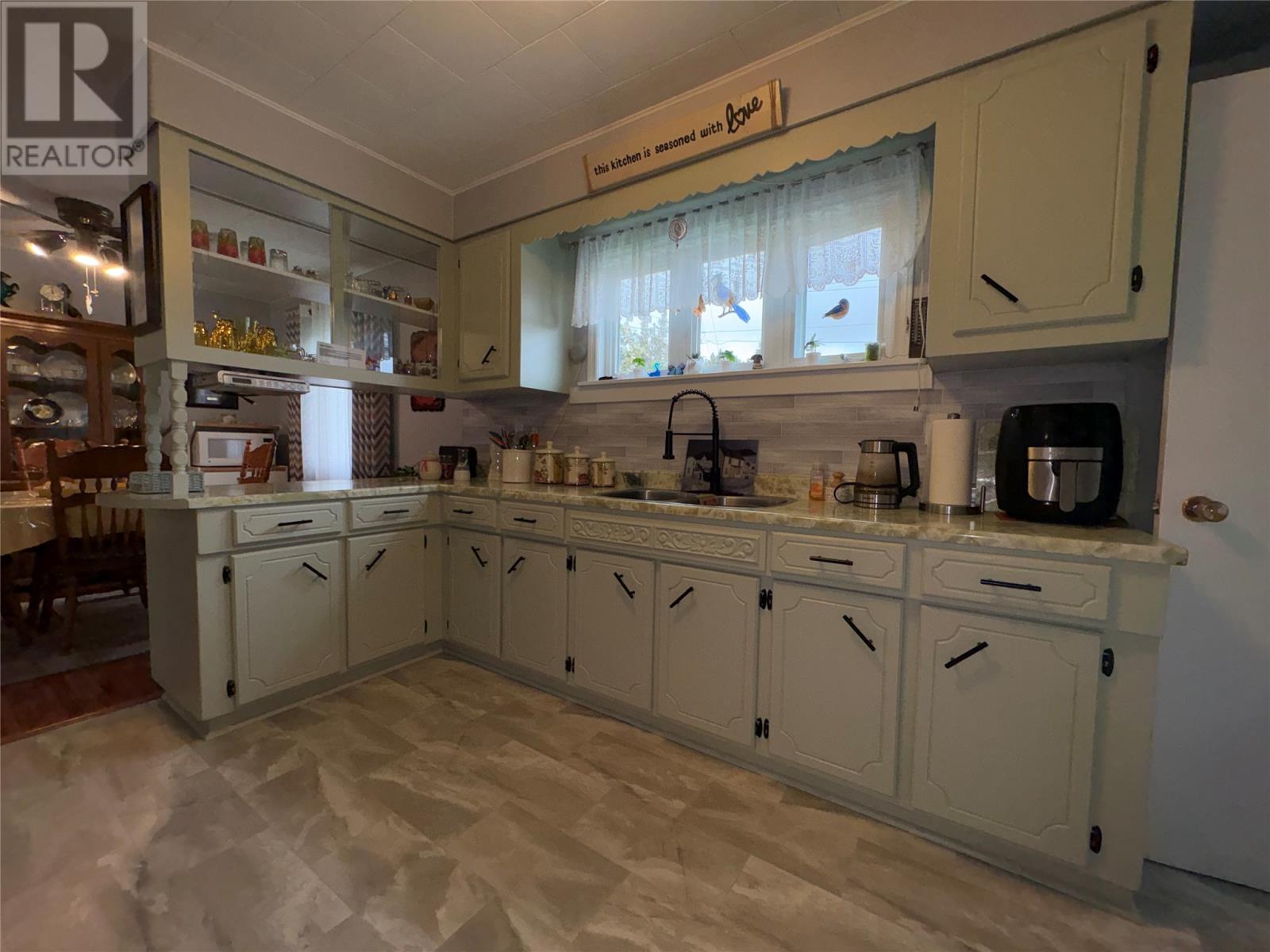 7 Bayview Road Property Photo 10