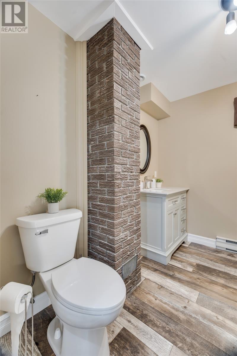 24 Middle Ridge Road Property Photo 22