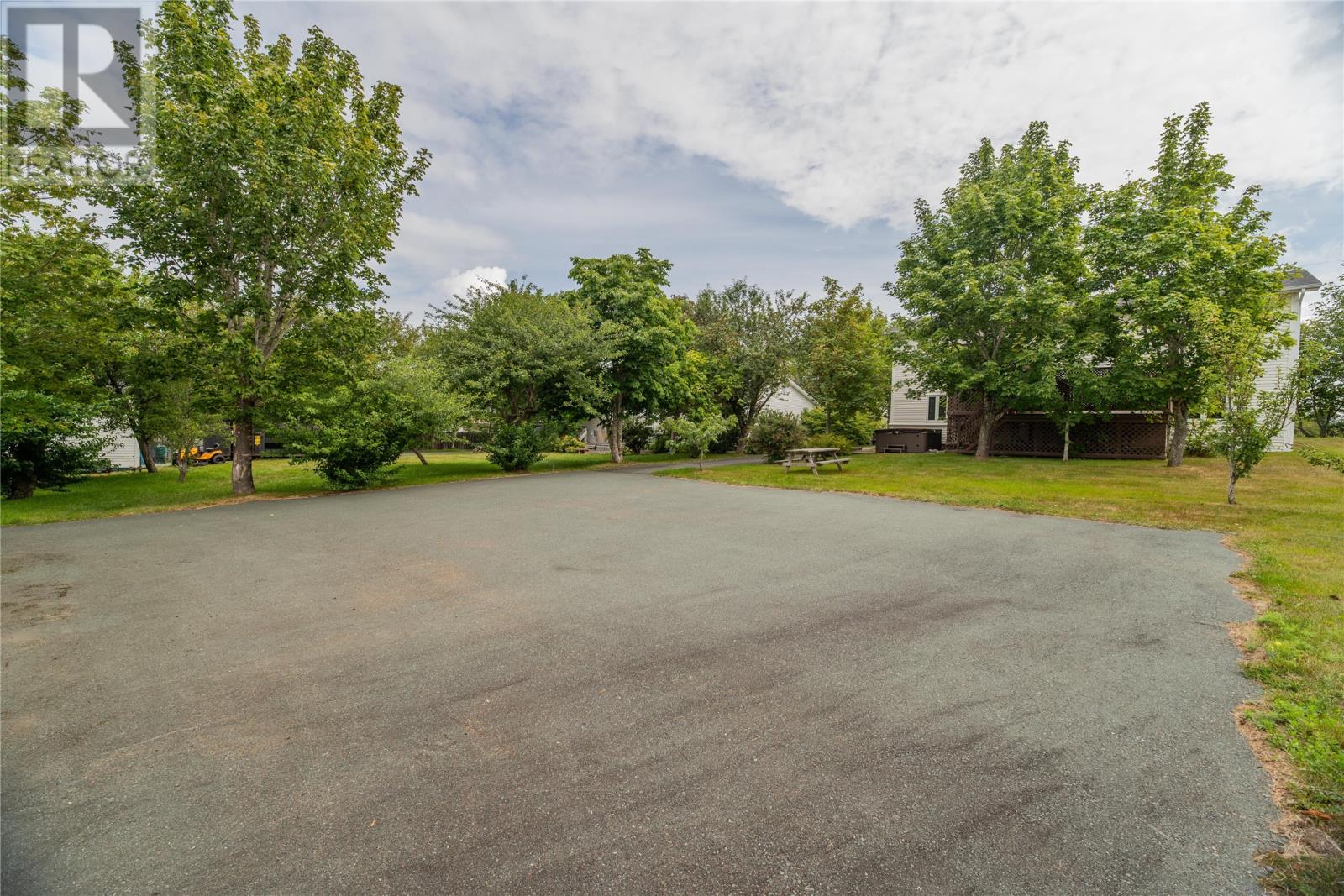 24 Middle Ridge Road Property Photo 42
