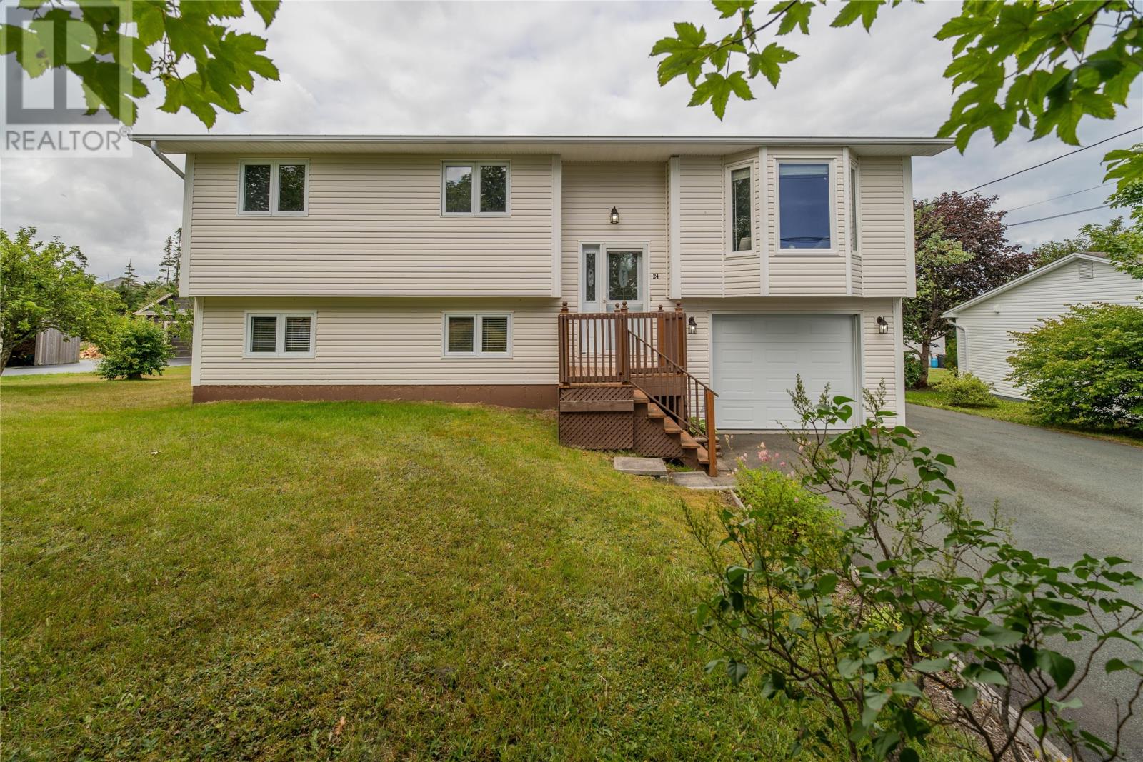 24 Middle Ridge Road Property Photo 47