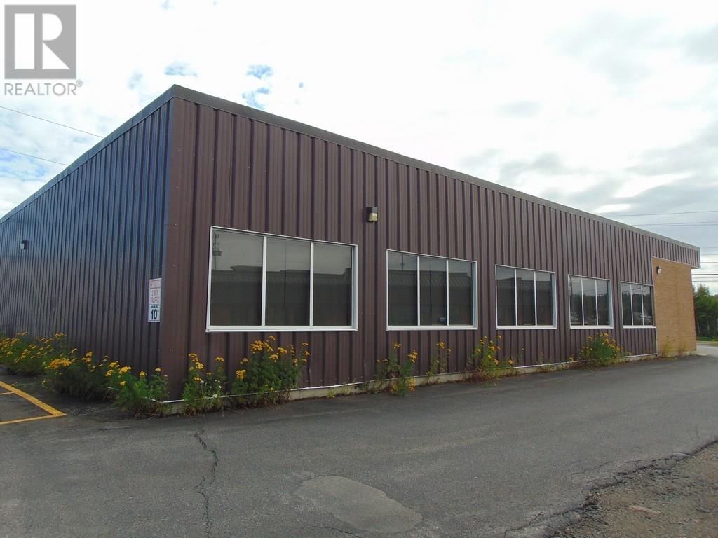 28 Cromer Avenue Property Photo 2