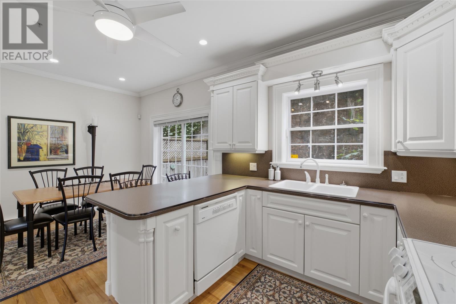 50 Queens Road Property Photo 14