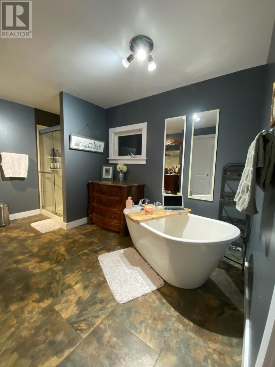 317 - 319 Lemarchant Road Property Photo 20