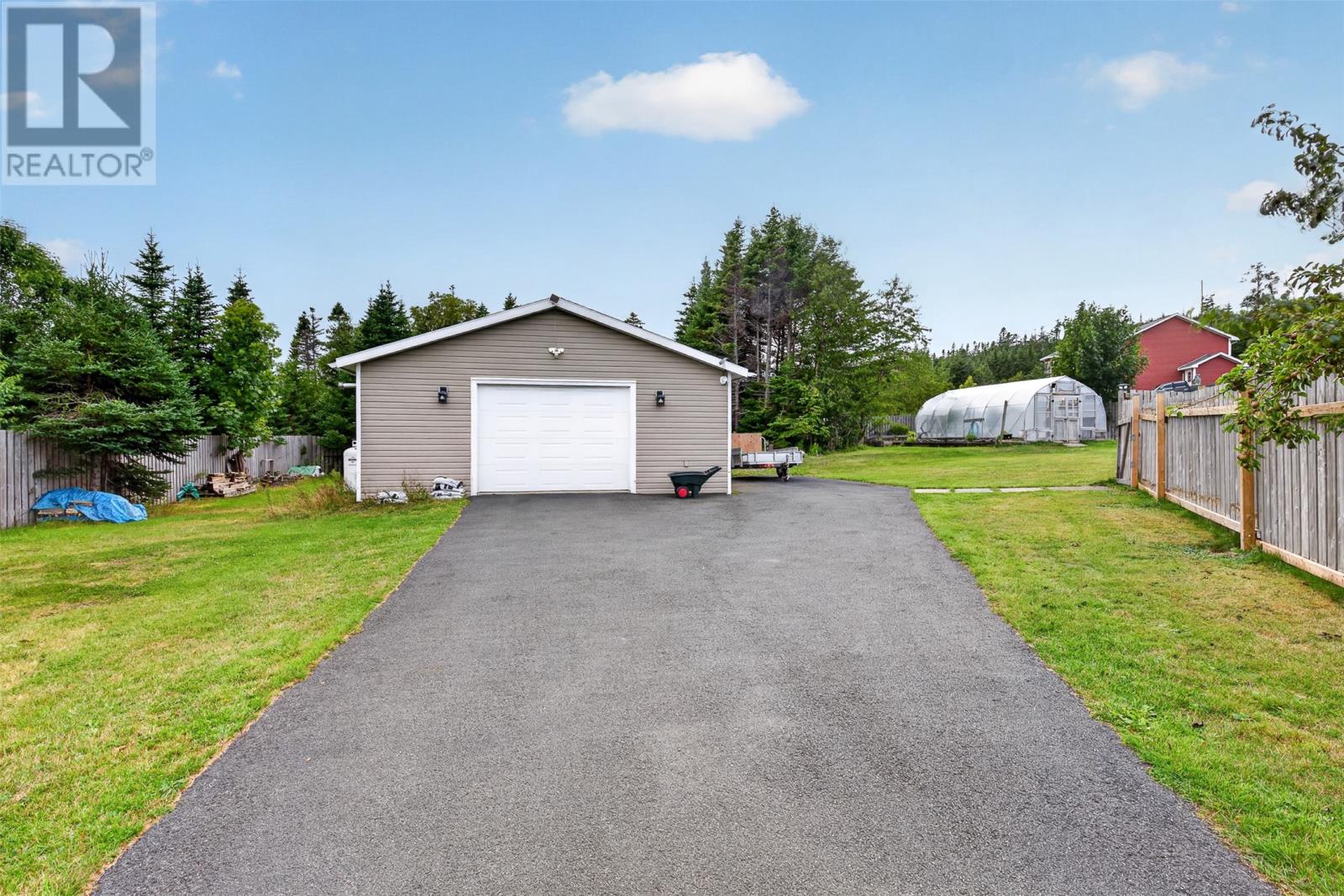 3 Nathaniel Drive Property Photo 2