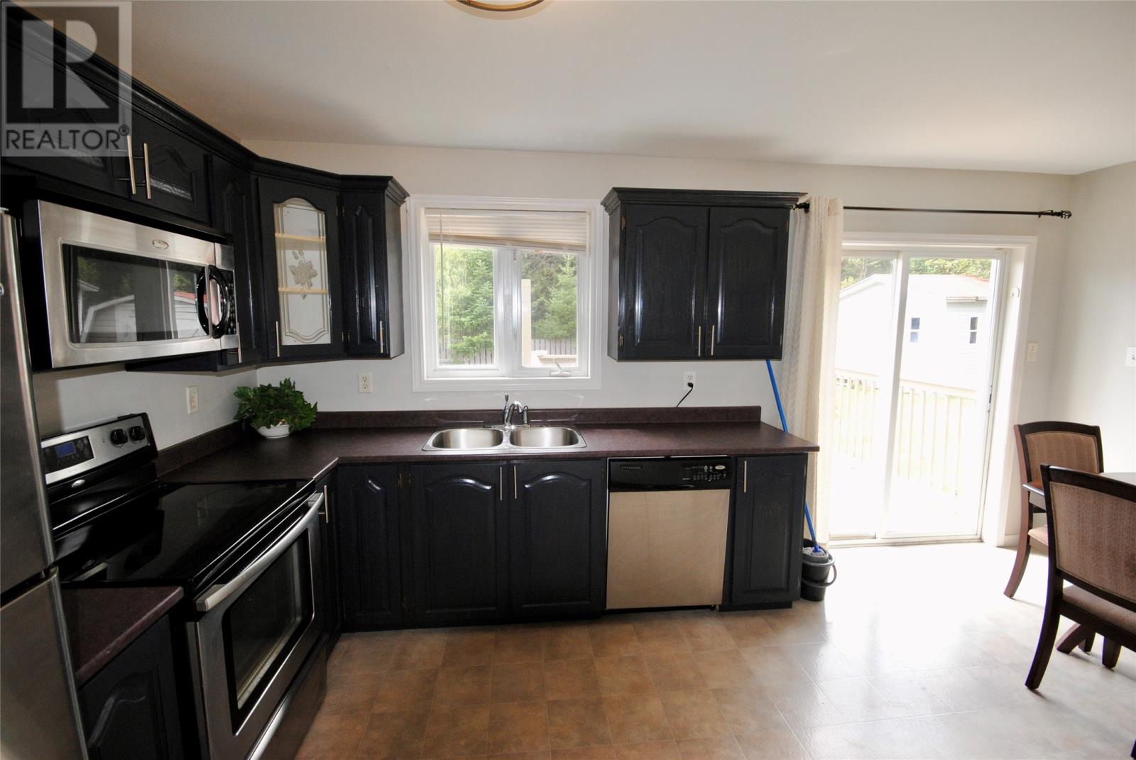 13 Osprey Place Property Photo 5