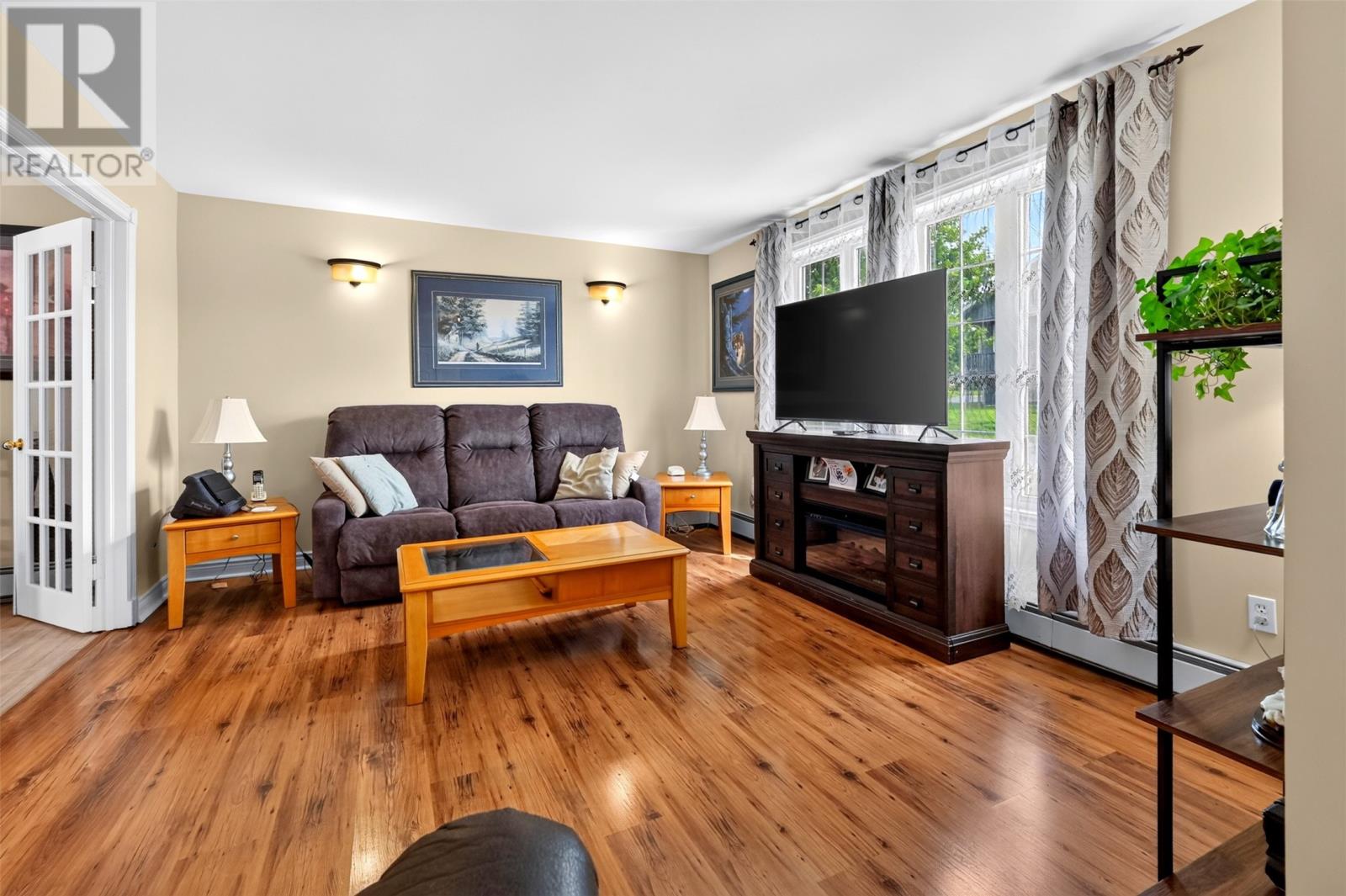 4 Parade Street Property Photo 6