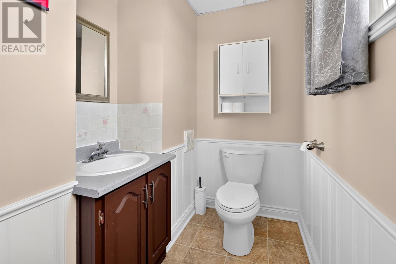 4 Parade Street Property Photo 21