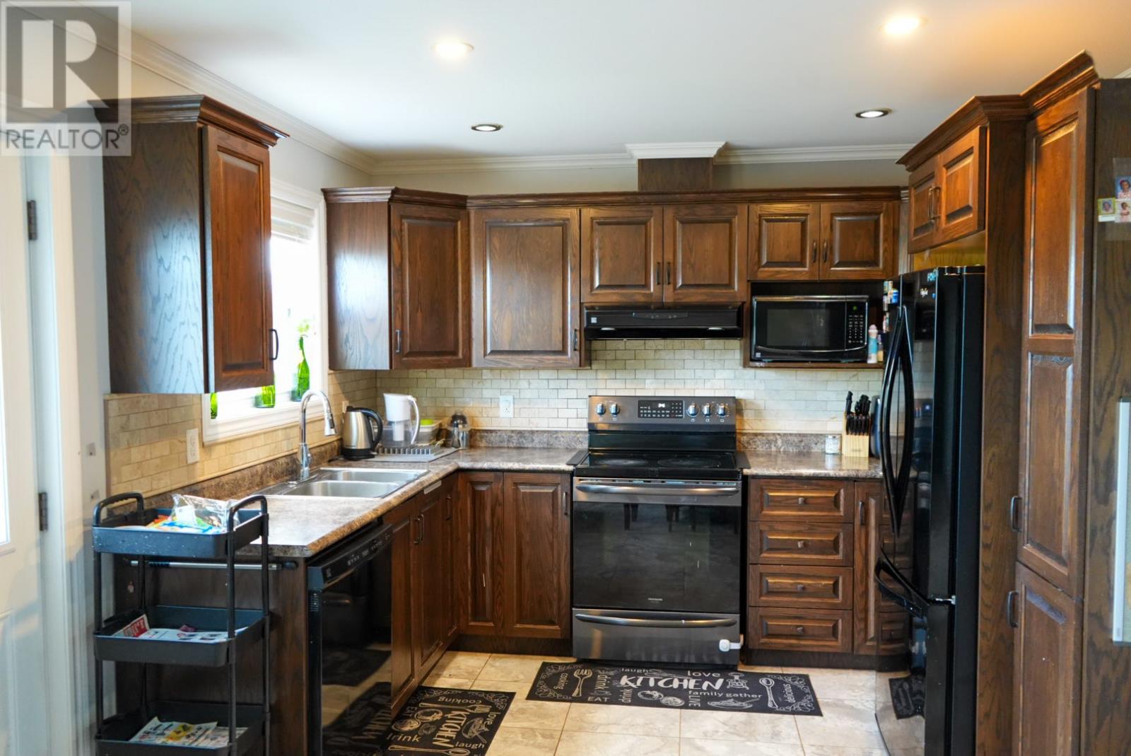 114 Ricketts Road Property Photo 8