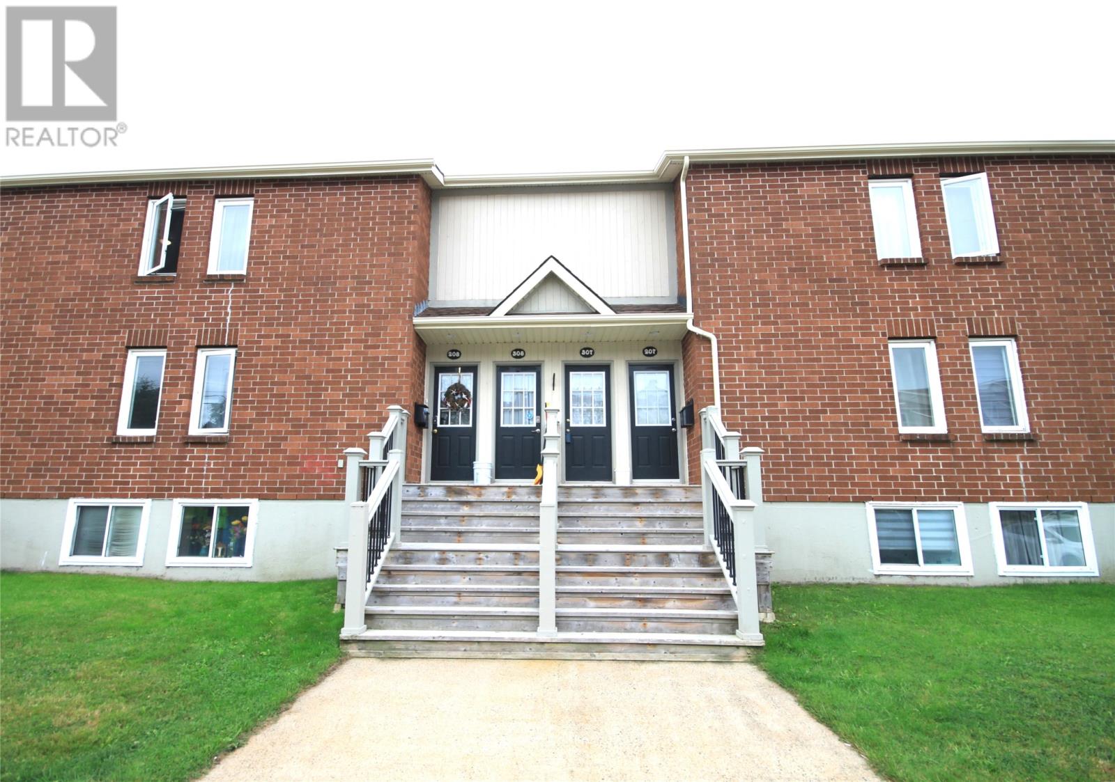 58 Pasadena Crescent Unit#307 Property Photo 1