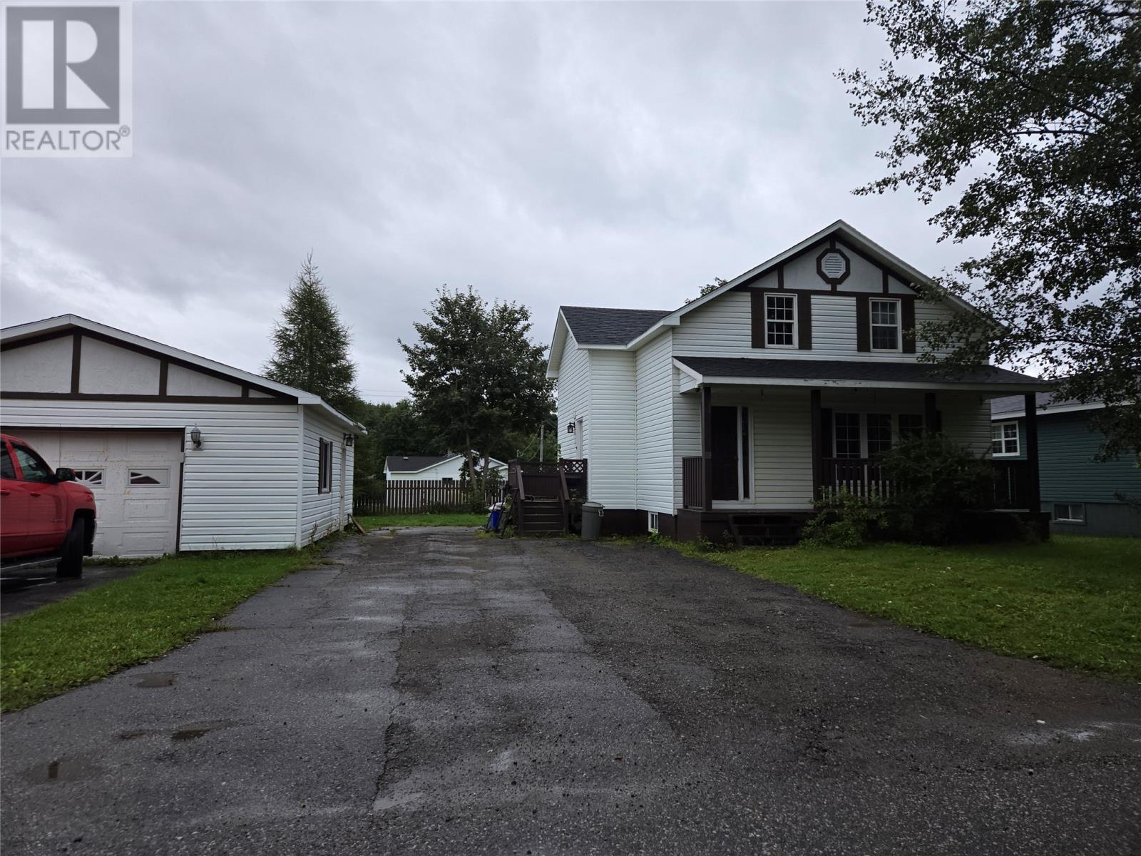 18 Crescent Street Property Photo 1