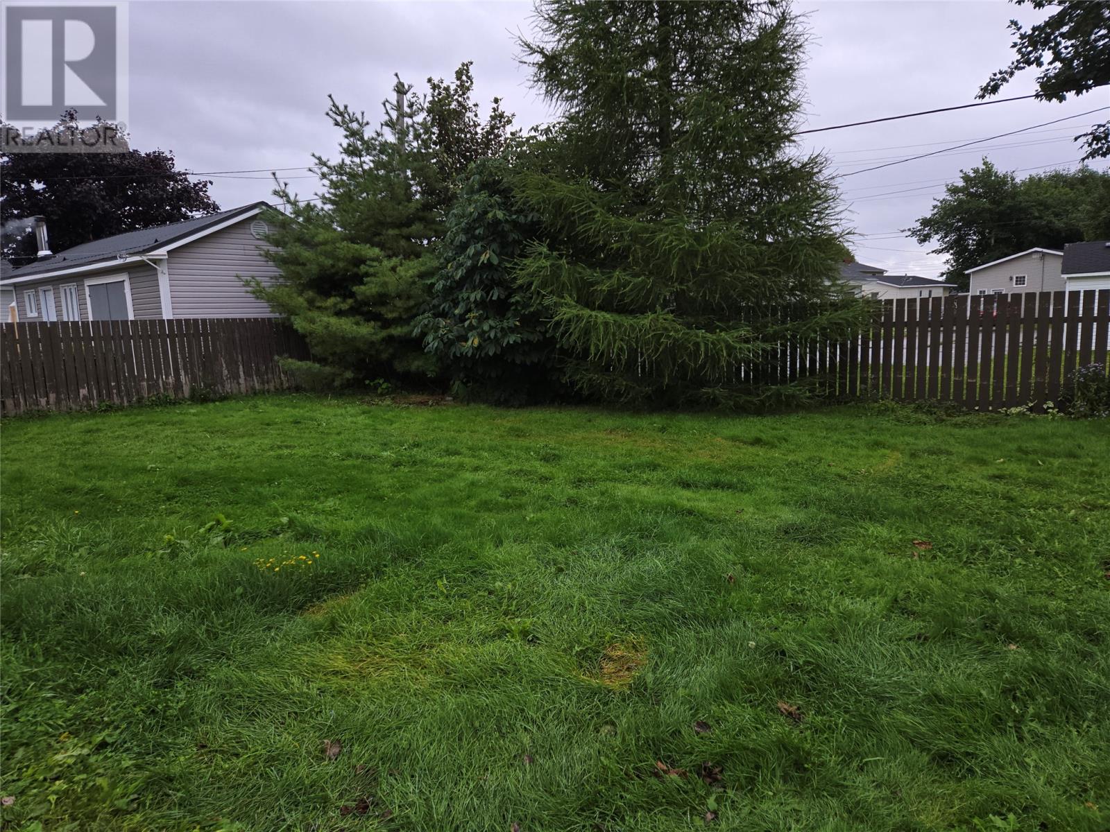 18 Crescent Street Property Photo 2