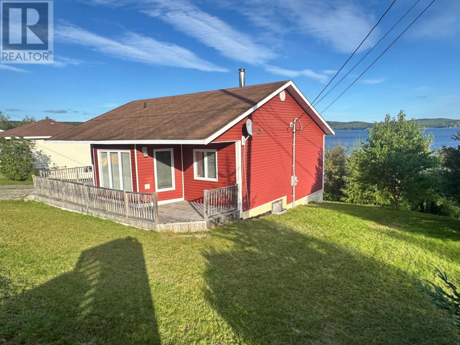 228 Main Street N Property Photo 3