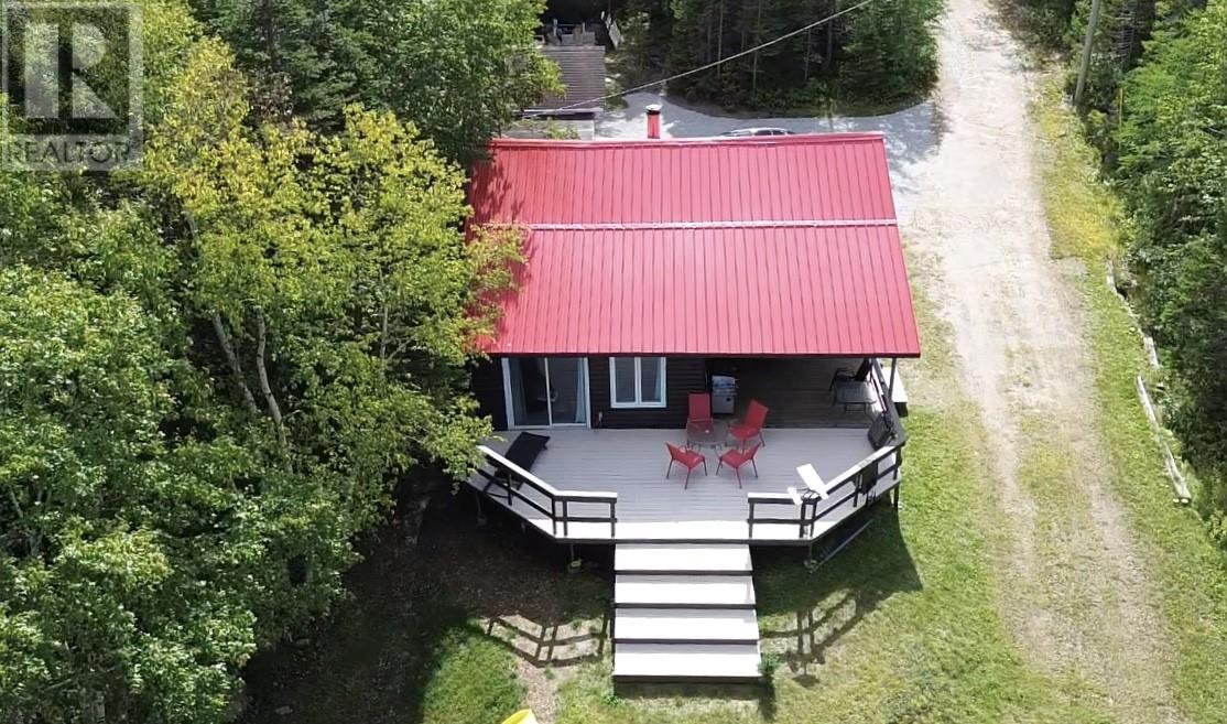 61 Partridgeberry Point Property Photo 2