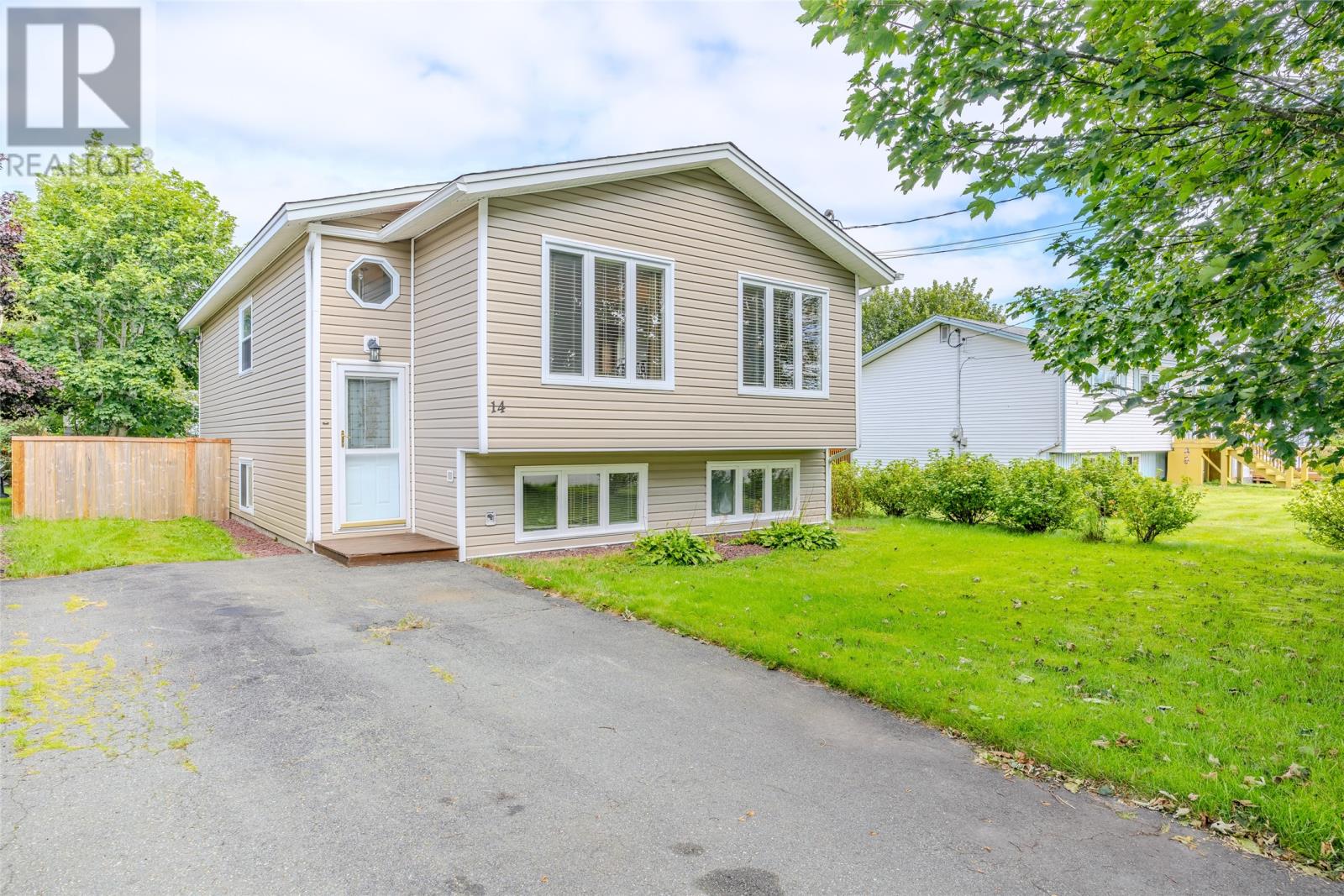 14 Beaverbrook Drive Property Photo 1