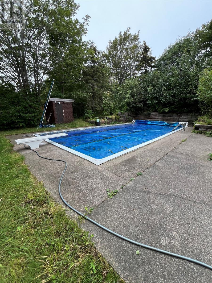 300 Topsail Road Property Photo 4