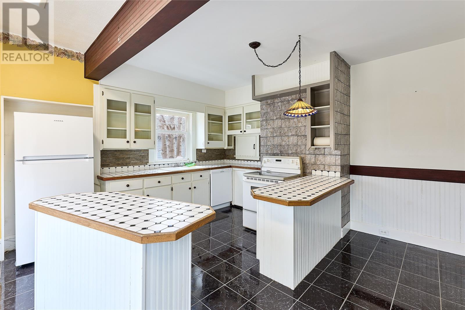 300 Topsail Road Property Photo 15
