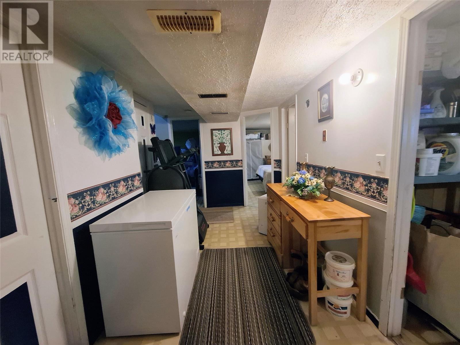1 Perrys Lane Property Photo 16
