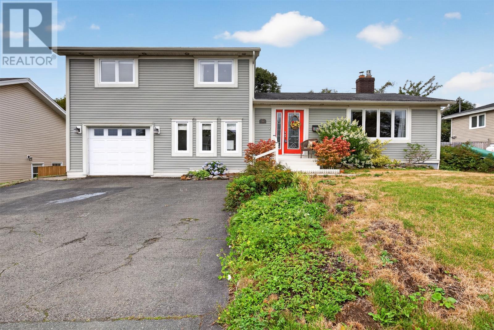 21 Eastmeadows Crescent Property Photo 1