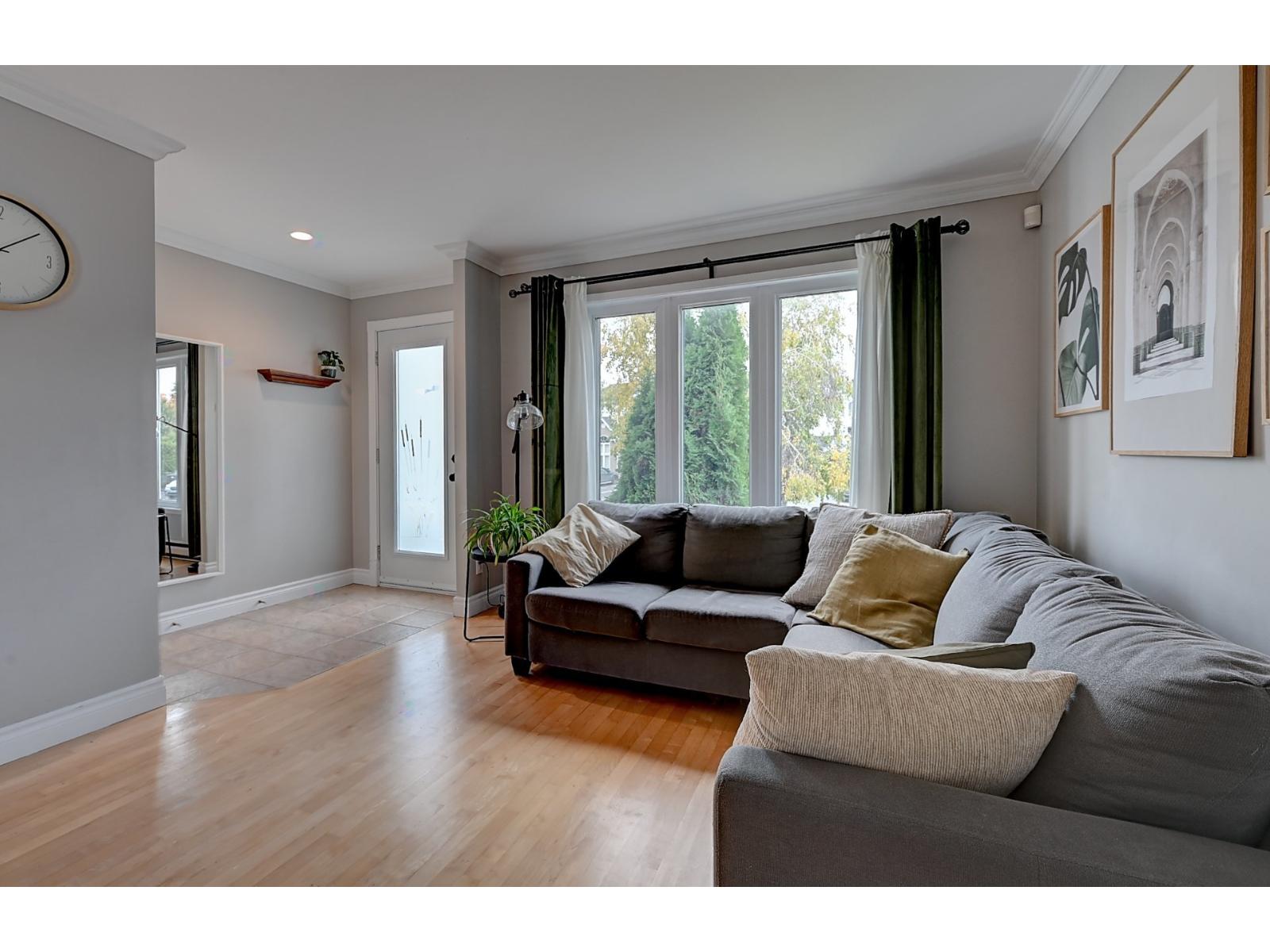 27 Rue De La Rive Property Photo 5