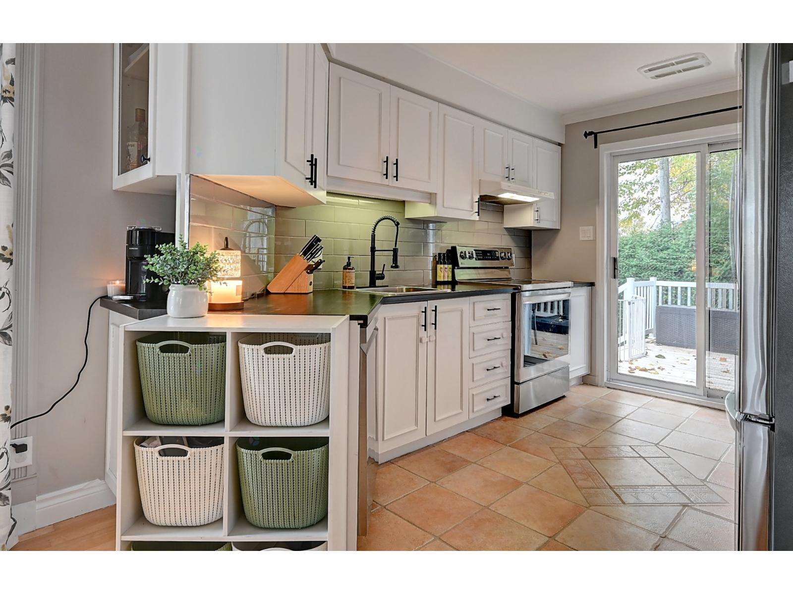 27 Rue De La Rive Property Photo 10