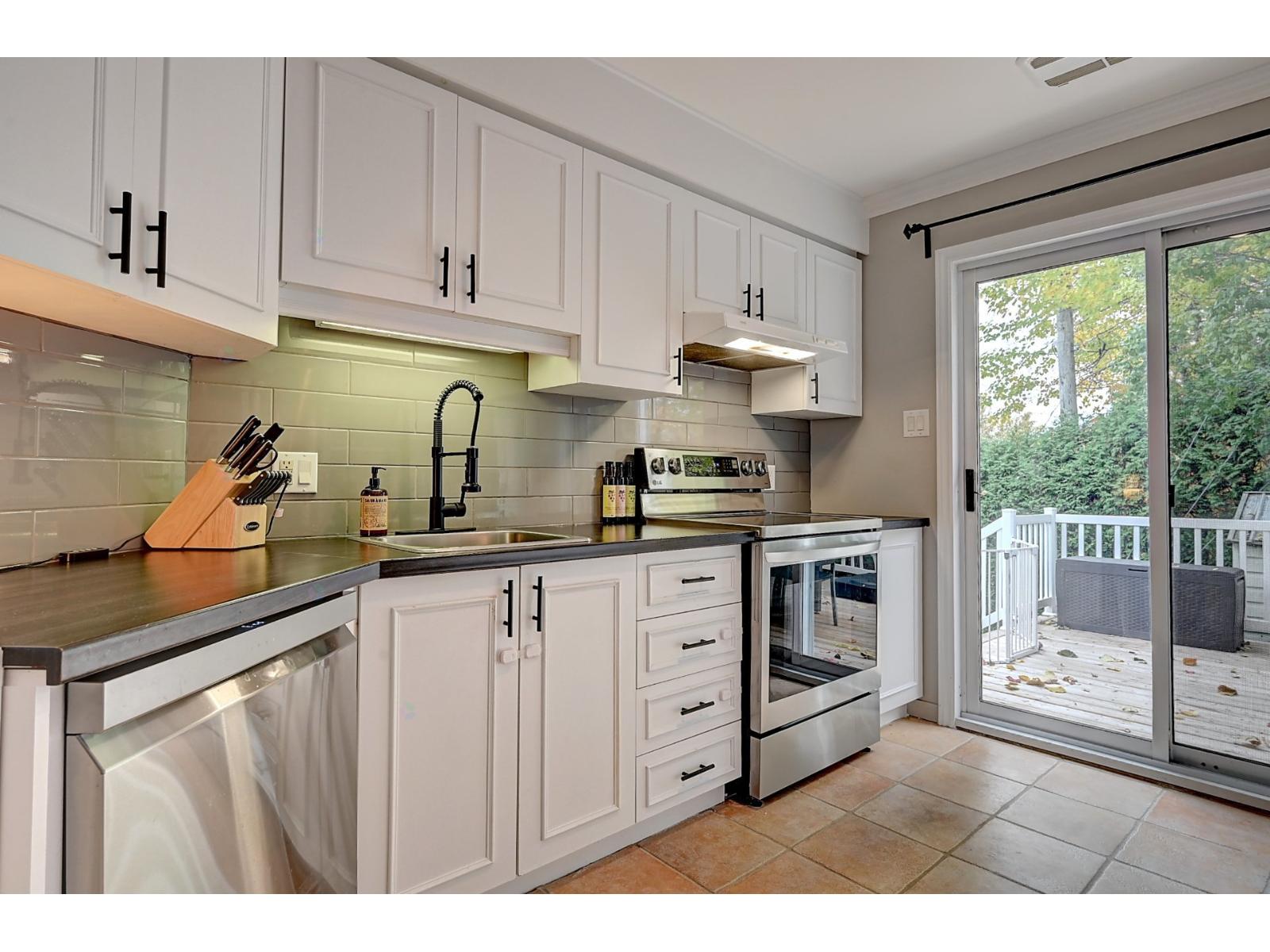 27 Rue De La Rive Property Photo 11