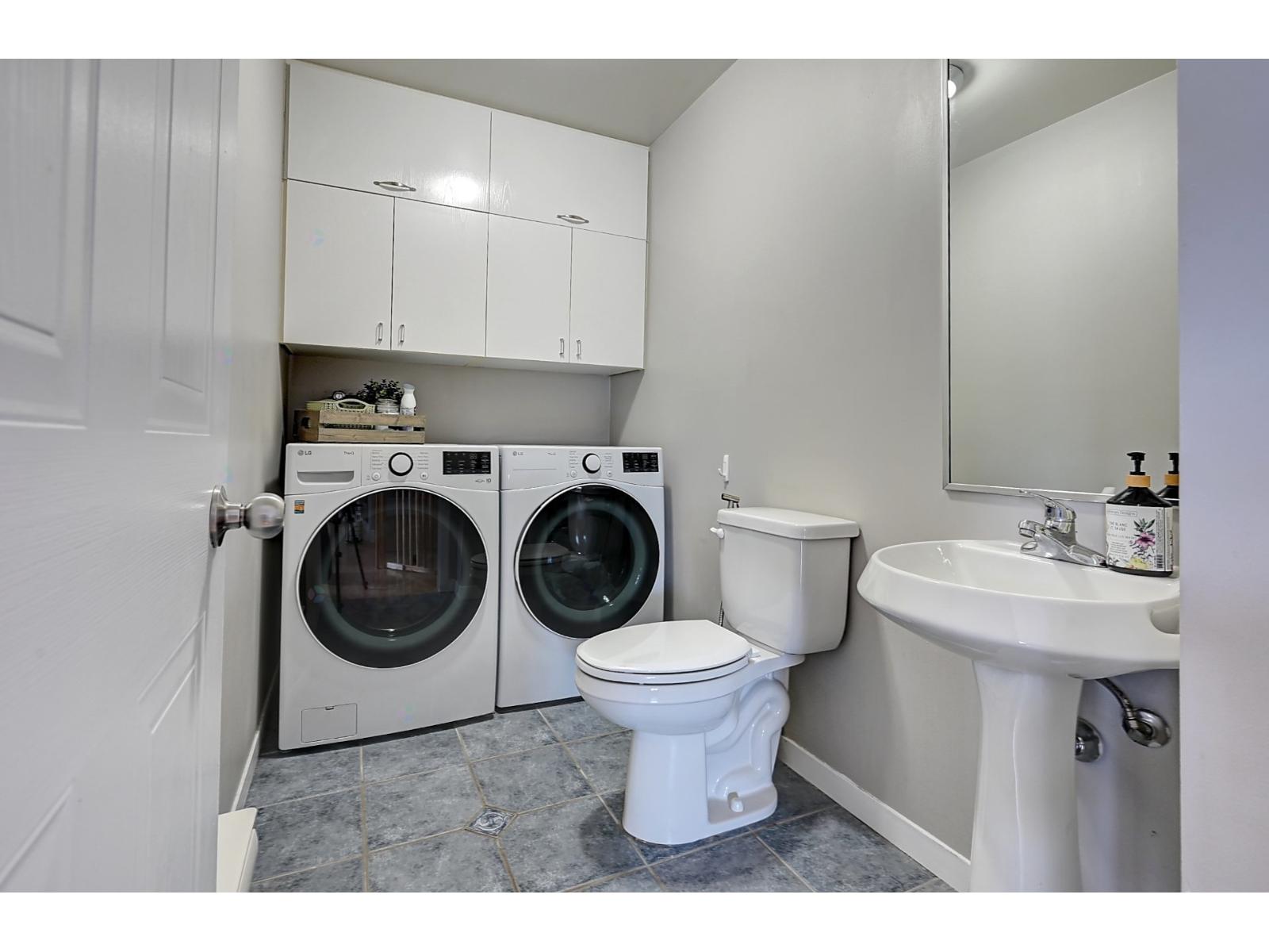 27 Rue De La Rive Property Photo 15