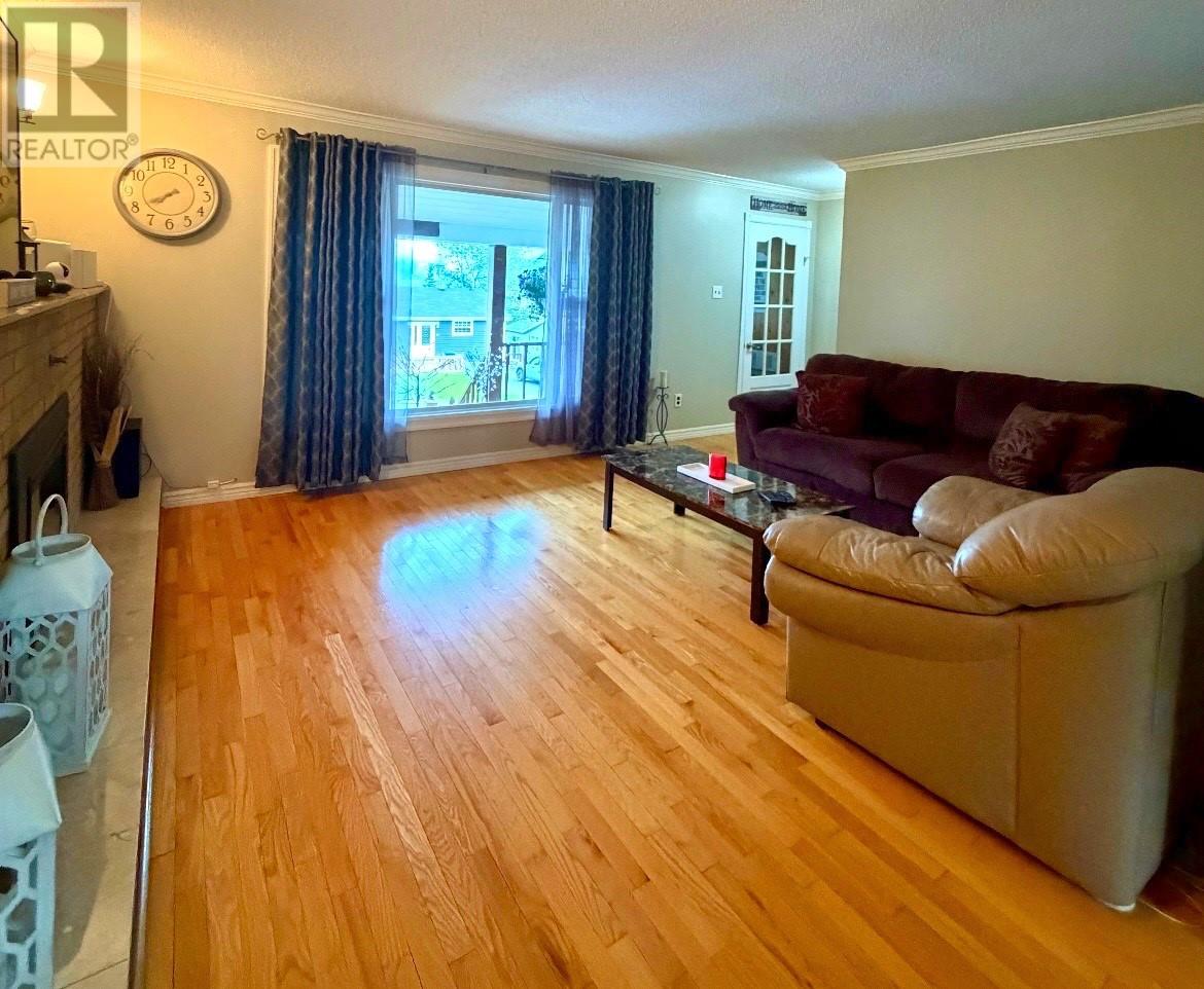 11 Philip Drive Property Photo 8