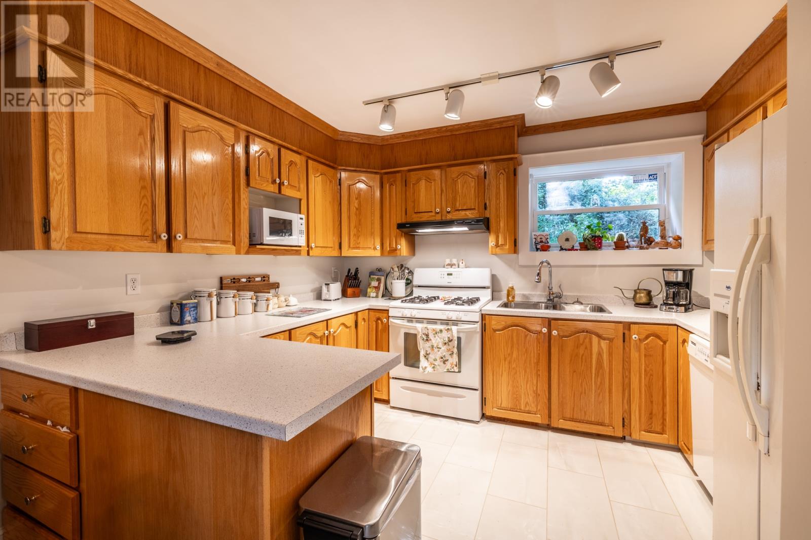 184 Forest Road Property Photo 10