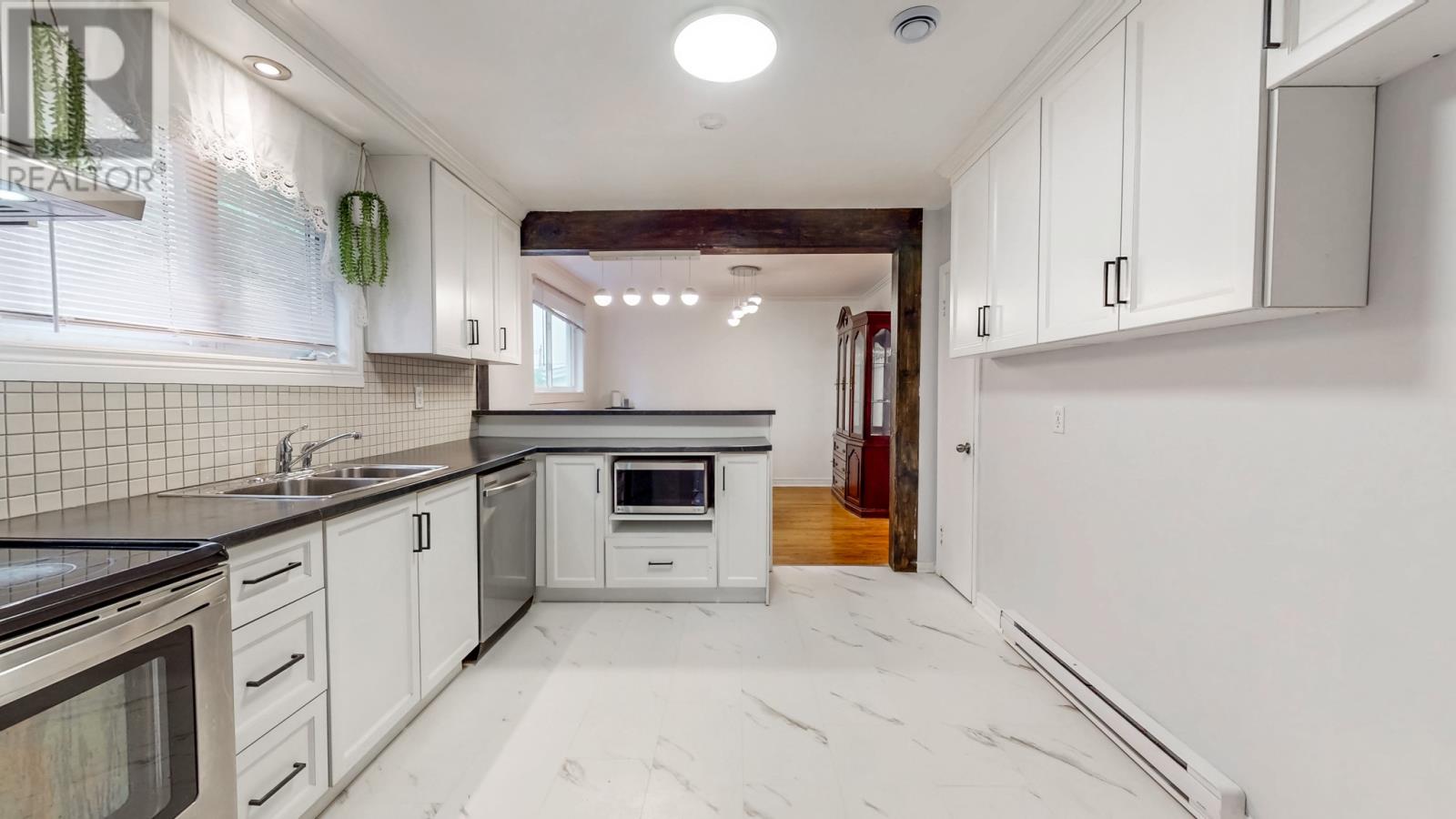 40 Diana Road Property Photo 14