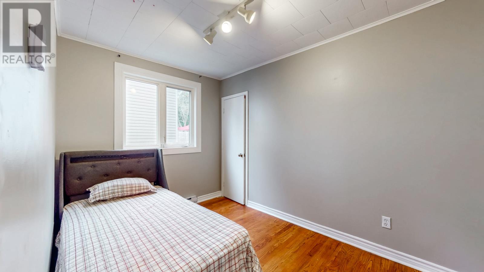 40 Diana Road Property Photo 17