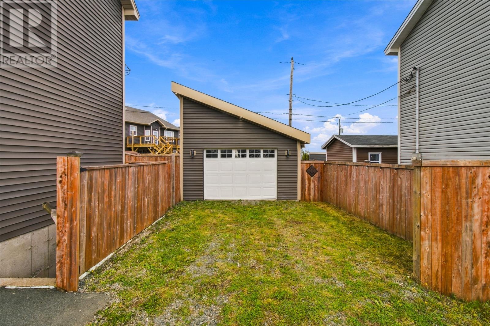 64 Magee Drive Property Photo 3