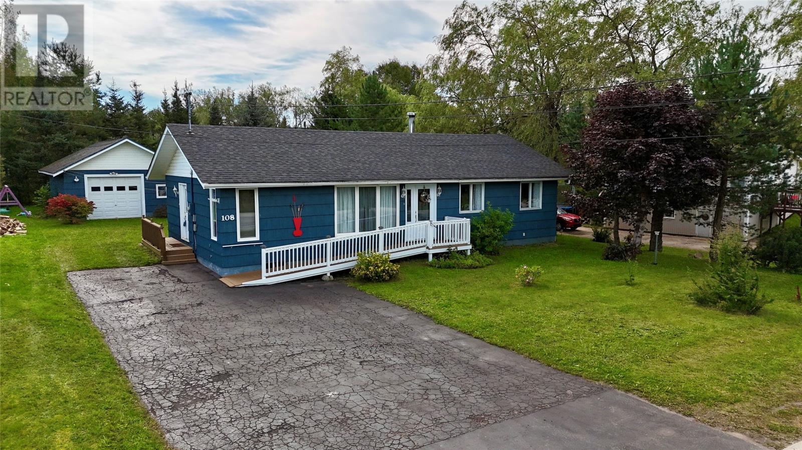 108 High Street Property Photo 1