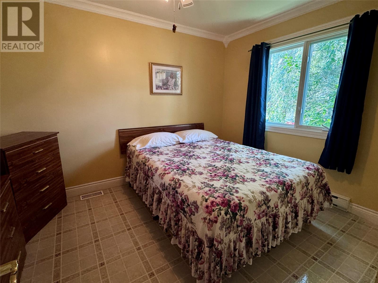 108 High Street Property Photo 17