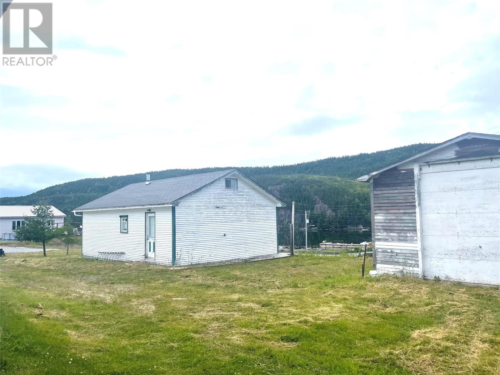 167 Fault Drive Property Photo 2