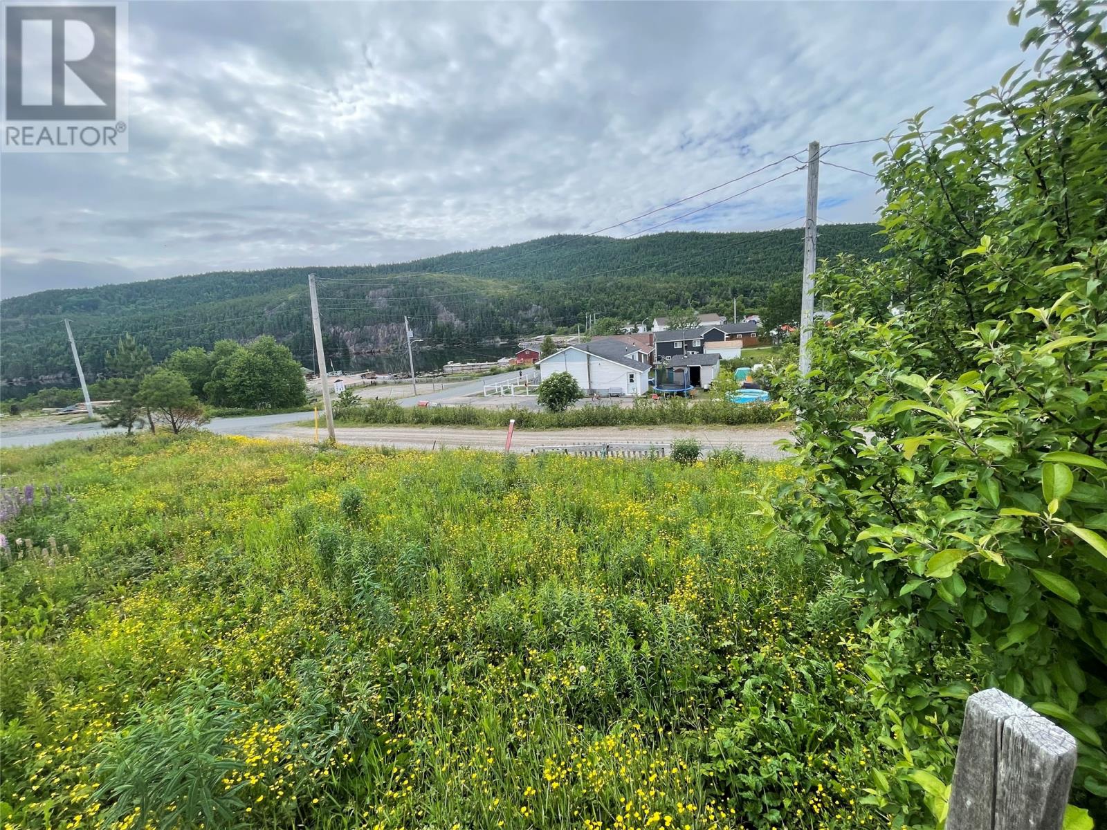 167 Fault Drive Property Photo 8