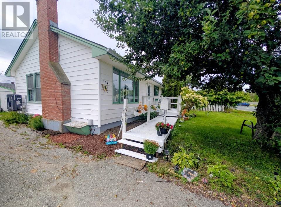 158 Airport Boulevard Property Photo 1