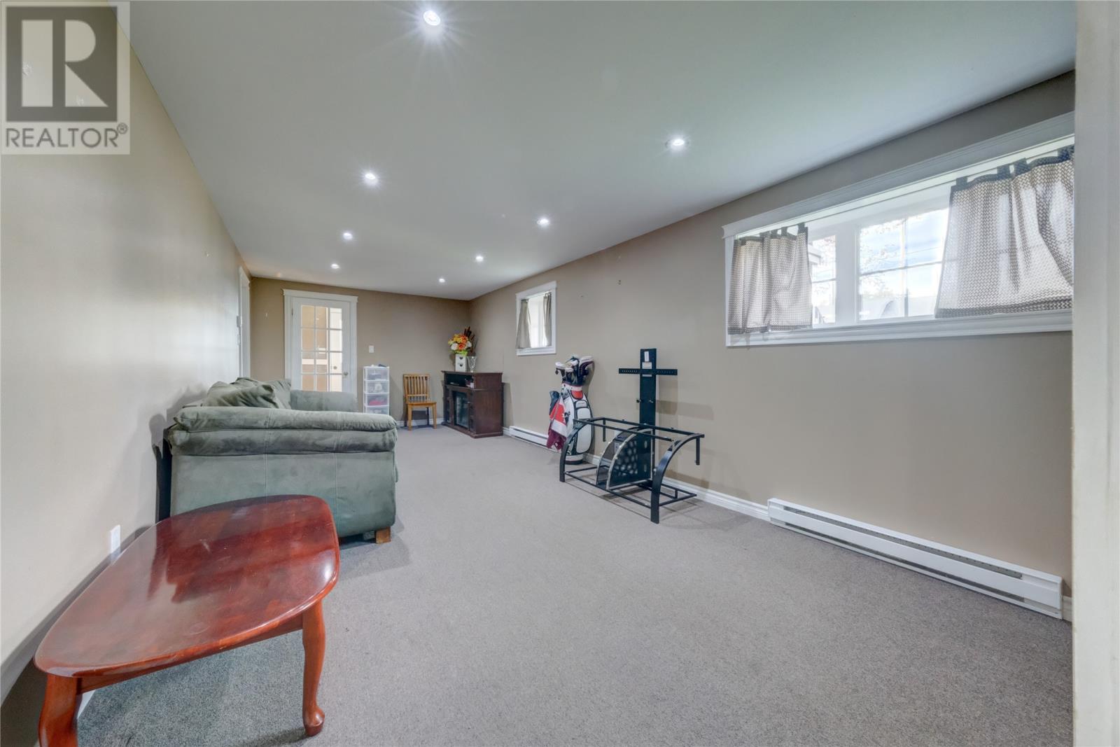 18 Mountainview Road Property Photo 15