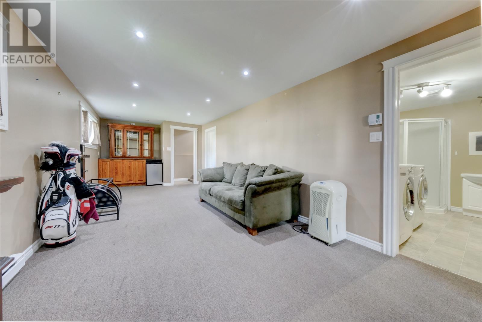 18 Mountainview Road Property Photo 16