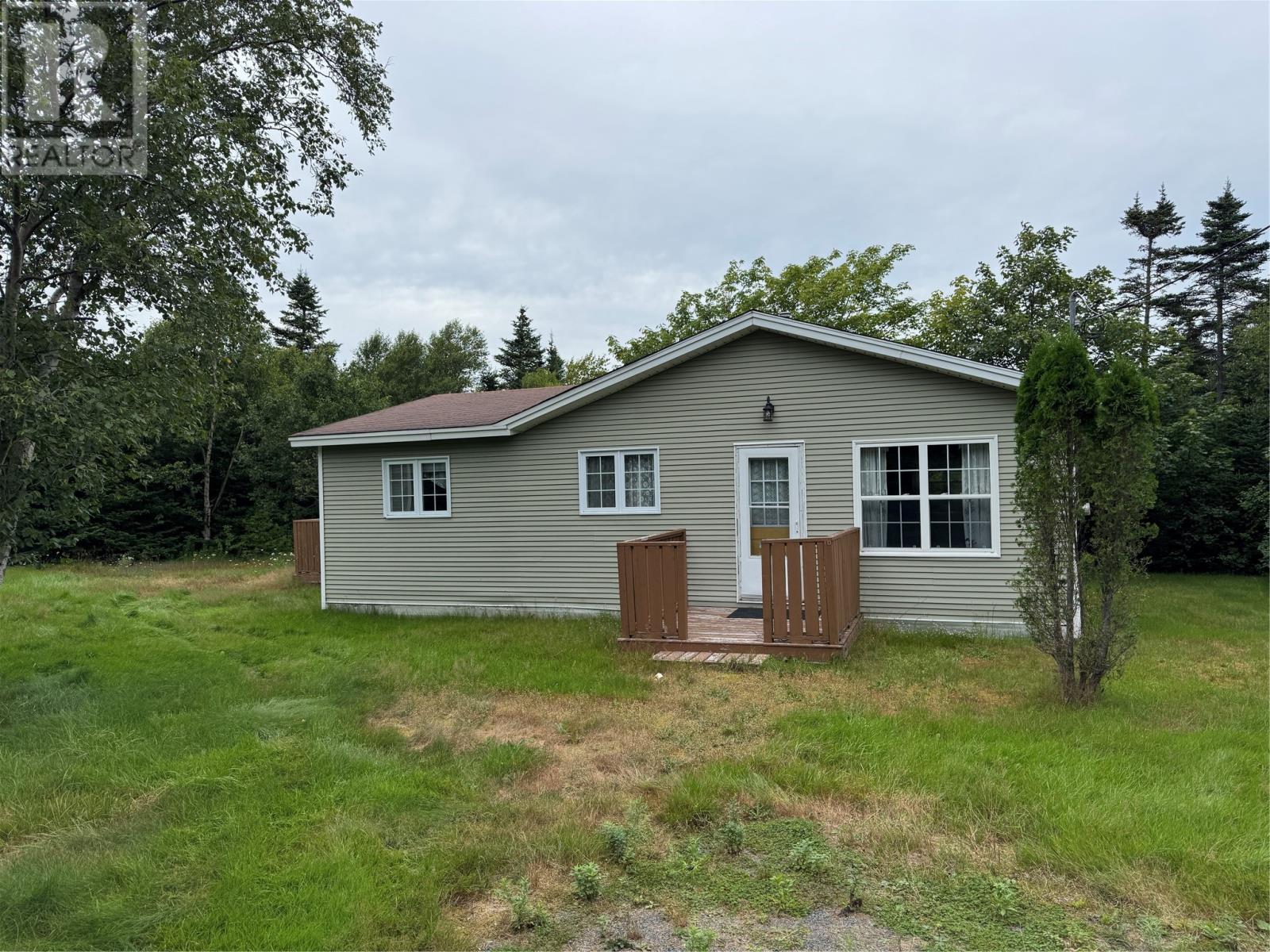16 Mobile First Pond Road Property Photo 3