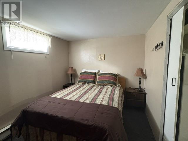 5 White's Avenue Property Photo 38