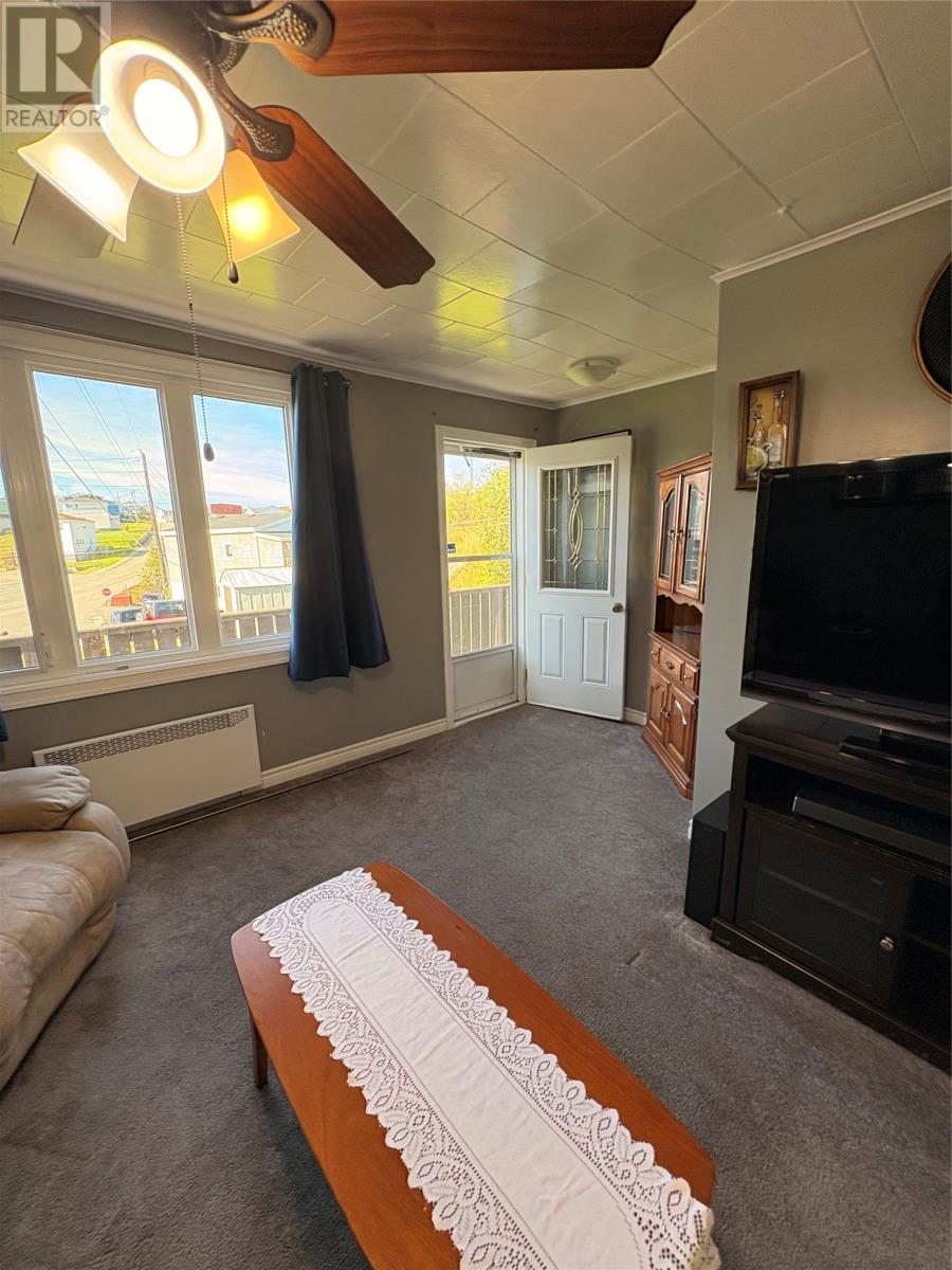 38 Brook Street Property Photo 9